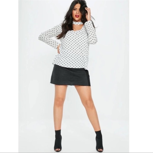 Missguided Tops - Missguided White Choker Blouse